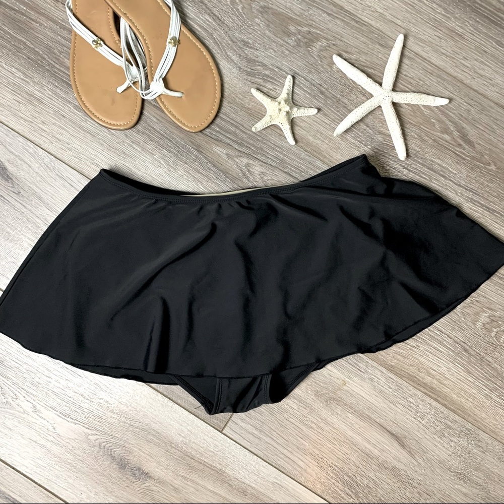 Shores Shapes black bathing suit skirt bottoms only size 12 modest